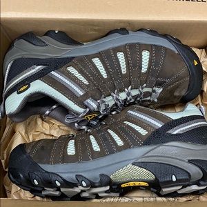 Keen Hiking Shoes - Steel Toe